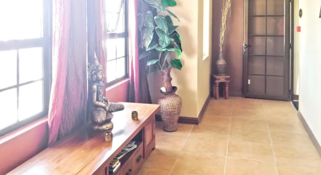 Apartment With one Bedroom in La Mivoie, La Preneuse, Black River, With Wonderful sea View, Shared Pool, Furnished Balcony - 500 m From the Beach, Buchen Sie Ferienwohnung Black River Mauritius