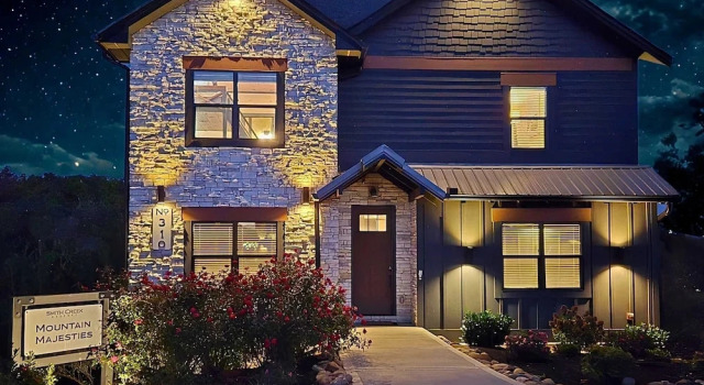 New Private Pool-6br-waterpark-mtn View-sleeps 18