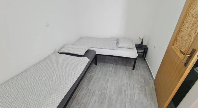 Budget Apartment LeLo Center1, Rezervovat Apartmán Hotely v Slavonia s parkováním, Parkování