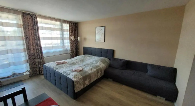 King apartament 1 mit NetFlix, Varaa Huoneisto Hotellit Baijeri pysäköinnillä, Pysäköinti