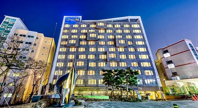 Номер Standard The First70 Hotel
