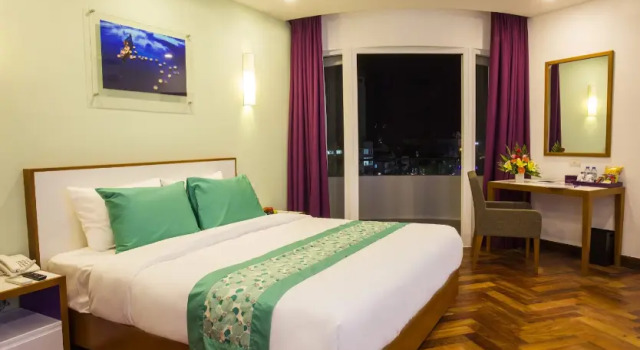 Номер Deluxe ÊMM Hotel Hue