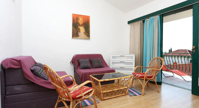 Apartments by the sea Seget Vranjica, Trogir - 10344, Забронировать Апартаменты/квартира Отели Сегет-Враница с парковкой, Парковка