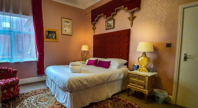 Hotel Rouge, Забронировать Отель Отели Блэкпул 3 звезды, рядом с Конференц-центр Winter Gardens, 3*