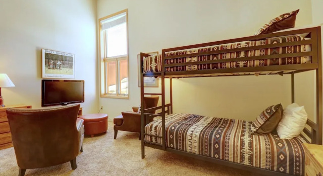 Номер Standard Alluring Lofty Condo In East Village - PG310 by RedAwning