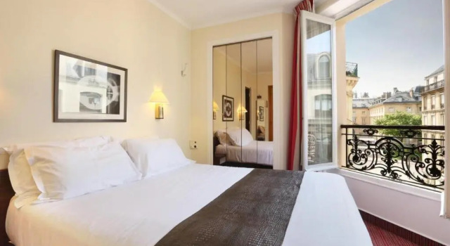Семейный номер Standard Hotel du College de France
