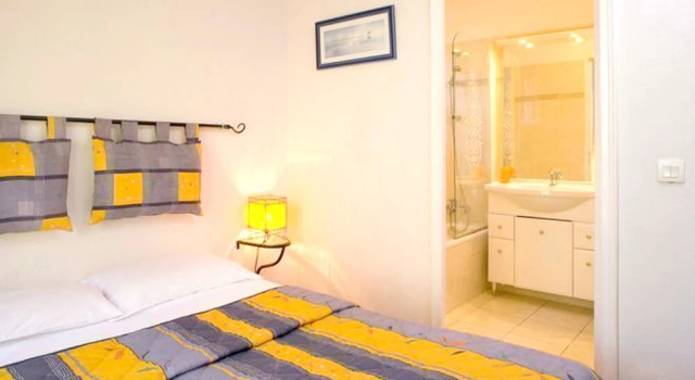 Apartment With 2 Bedrooms in Sainte-maxime, With Pool Access, Enclosed