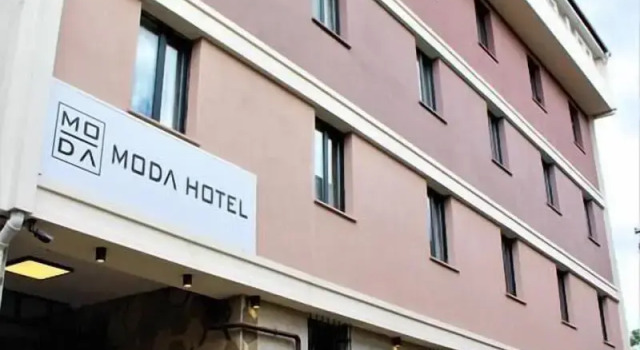 Moda Hotel, Varaa Hotelli Hotellit Marmara-alue pysäköinnillä, Pysäköinti