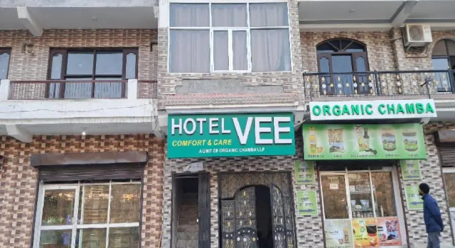 Oyo 29237 Hotel Rajveer