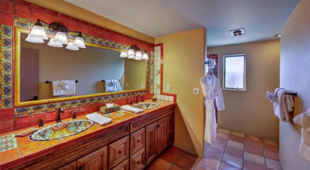 Номер Standard с балконом Hacienda del Sol Guest Ranch Resort