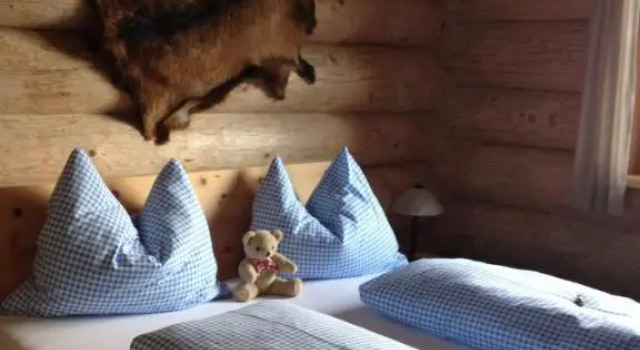 Holzberghof, Rezerwuj Hotel Hotele w Tyrol z parkingiem, Parking
