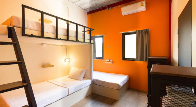 Khunsuek Muay Thai Hostel, Забронировать Хостел Хостелы провинции Краби, рядом с Ao Nang Krabi Boxing Stadium, Хостел