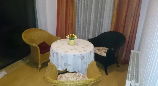 Apartment Haus Hoffmann, Забронировать Апартаменты/квартира Отели Weser Uplands с парковкой, Парковка