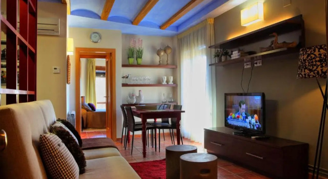 Apartamentos Casa Molinero, Забронировать Апартаменты/квартира Буэра Somontano