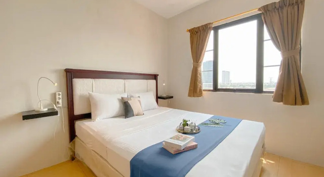 Апартаменты Standard Minimalist and Comfy 2BR Apartment Puri Garden