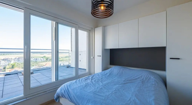 Beautiful Penthouse With Phenomenal sea View, Prenota Appartamento Hotel a Flanders con parcheggio, Parcheggio