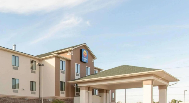 Кровать в общем номере Comfort Inn New Orleans Airport South