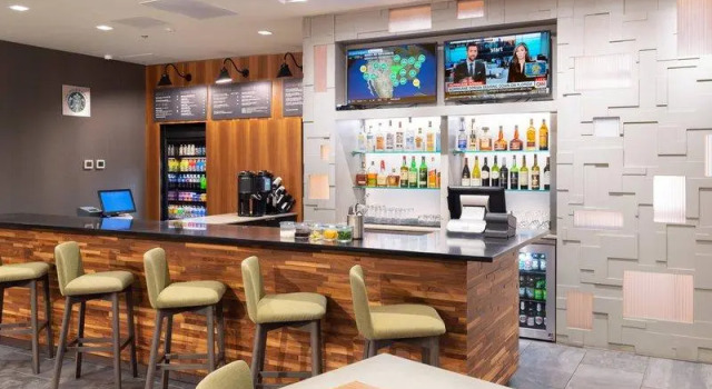 Люкс Courtyard by Marriott Bowie