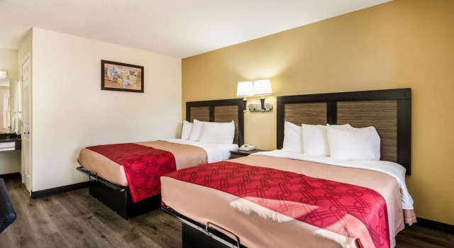 Econo Lodge Glade Spring, Rezervați Hotel Glade Spring Statele Unite ale Americii