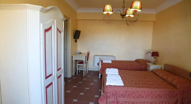 Четырёхместный номер Standard с балконом Agriturismo Monticelli
