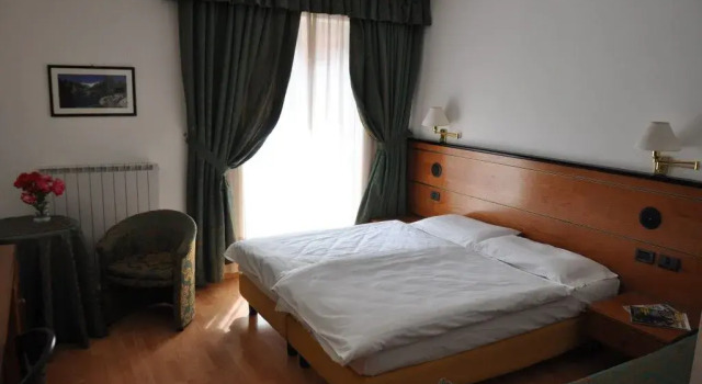 Albergo Aprica Garni, Забронировать Отель Отели в центре Априка, в центре, Завтраки