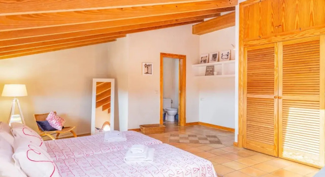 Palma Town House at 300mts To Beach, Забронировать Дом для отпуска Виллы Пальма-де-Майорка, рядом с Фонд Хуана Миро, Вилла