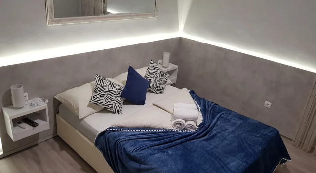 Люкс c 1 комнатой с видом на внутренний двор Hotel Villa Nadin