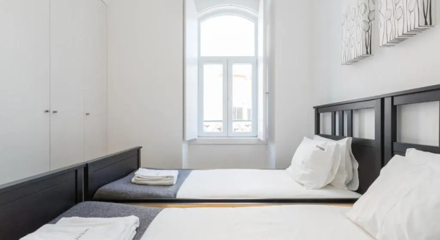 FLH Graça Spacious Flat