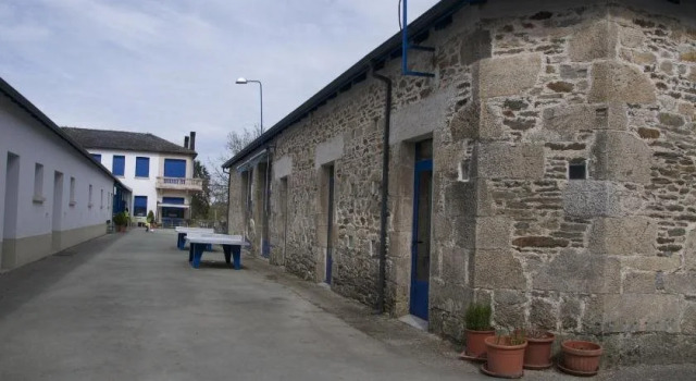 Albergue Granxa Escola de Barreiros, Buchen Sie Hotel Sarria, Lugo 