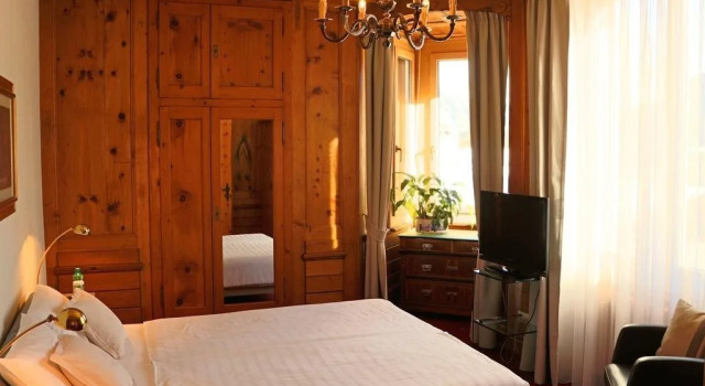 Eden Garni, Book Hotel St. Moritz 