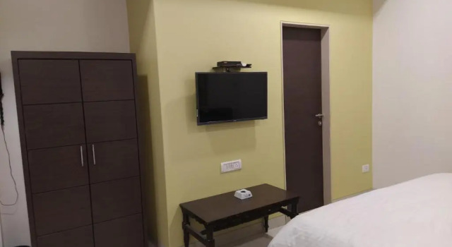 Трёхместный номер Standard Pals Hotel