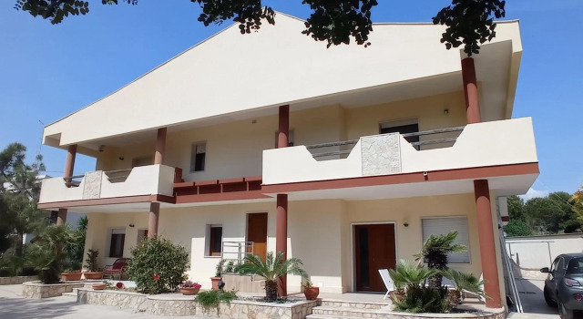 Villa Italia, Rezervovat Vila Hotely v Taranto s bazénem, Bazén