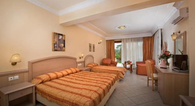 Полулюкс Цокольный этаж Seydnaya Apartments & Studios