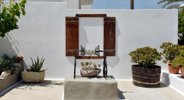 Clio's House, Prenota Hotel Adamas Milo