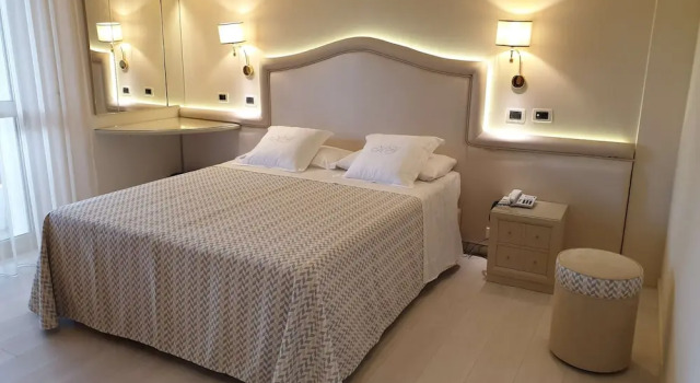 Номер Standard с балконом Hotel Globus