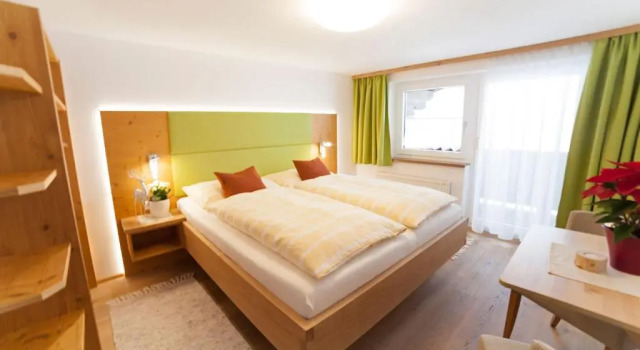 Двухместный номер Standard с балконом B&B Landhaus Vierthaler