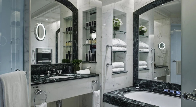 Deluxe Double Suite The Peninsula Hong Kong