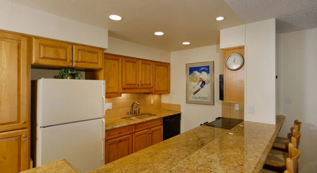 Номер Standard The Crestwood Condominiums