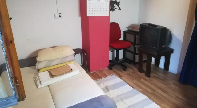 Studio in Belgrade, With Wonderful City View, Enclosed Garden and Wifi Near the Beach
