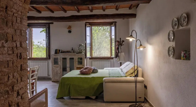 Pociano 1863, Book Hotel Monteroni dʼArbia 
