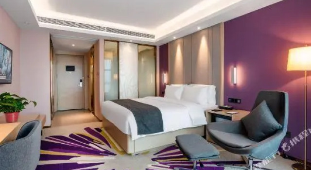 Lavande Hotel (Zunyi Shidai Tianjie)