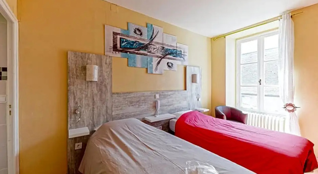 Номер Standard Logis Hôtel de France