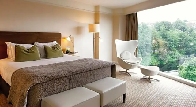Номер Classic The River Lee Hotel a member of The Doyle Collection