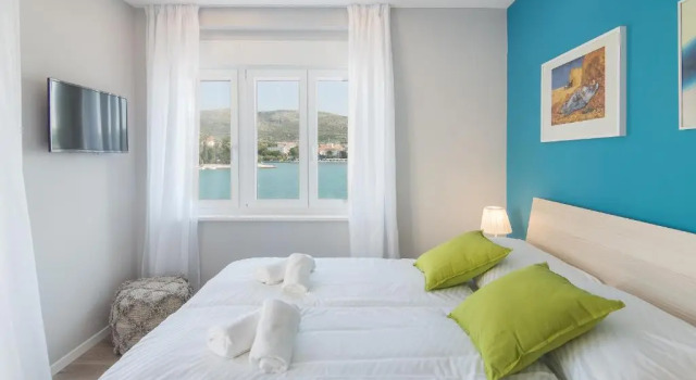 Двухместный номер Deluxe с балконом и с видом на море 4 Elements Old Town Views Rooms