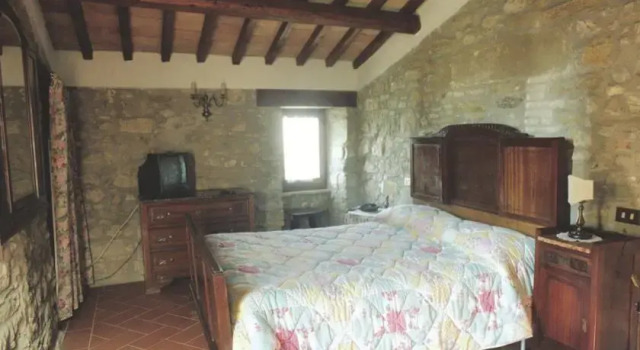 Agriturismo Castelsenese, Book Hotel Valtopina Umbria