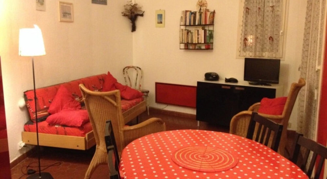 Comfortable, 2-bedroom House in Torreilles With Furnished Terrace and, Book Hotel Torreilles-Plage Pyrénées-Orientales