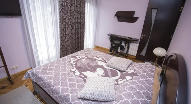 Marjanishvili St. 14, Book Hotel Batumi 