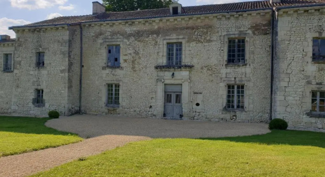 Коттедж с 2 комнатами Domaine de Bourgville