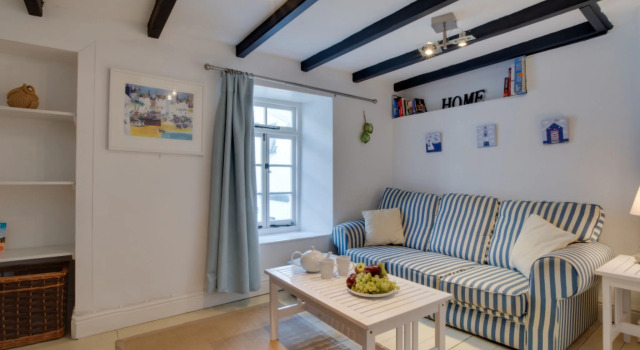Holiday Home Chapel Cottage, Varaa Lomakoti Mökit kohteessa Merseyside, Mökki