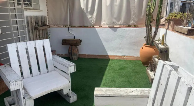 Апартаменты LR2 Private Terrace & Parking Right in the city Center